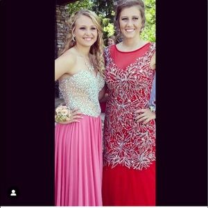 Red prom dress